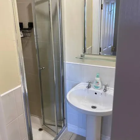 2 Bed Cosy Apartment In Heart Of Mullingar. Exterior foto