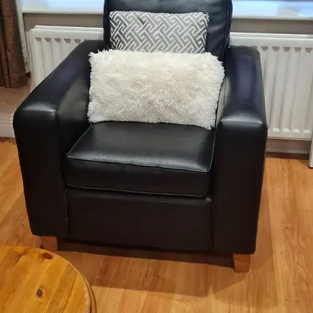 2 Bed Cosy Apartment In Heart Of Mullingar. Exterior foto