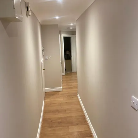 2 Bed Cosy Apartment In Heart Of Mullingar. Exterior foto