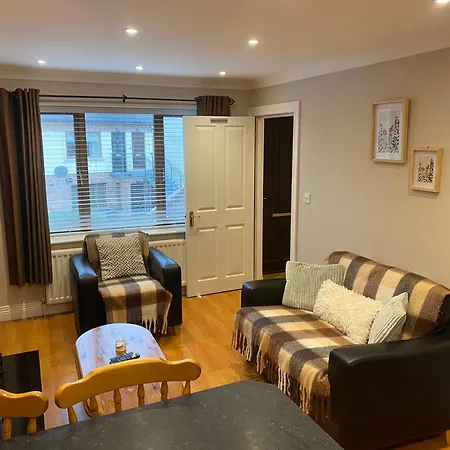 2 Bed Cosy Apartment In Heart Of Mullingar. Exterior foto