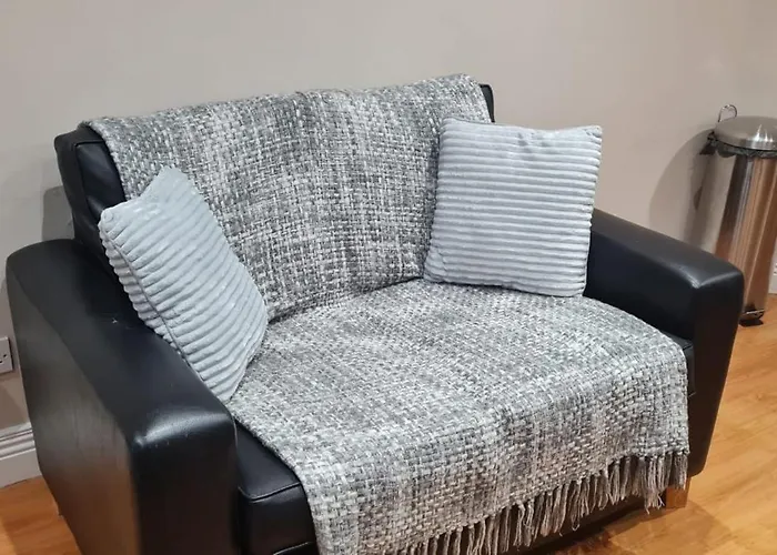 2 Bed Cosy Apartment In Heart Of Mullingar.