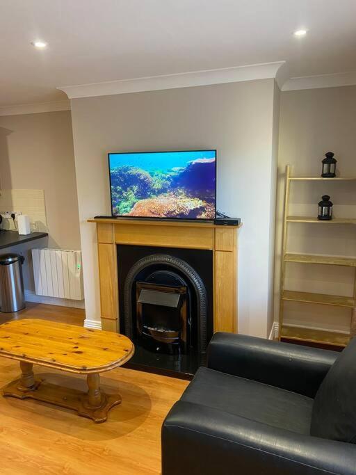Apartment 2 Bed Cosy In Heart Of Mullingar. *